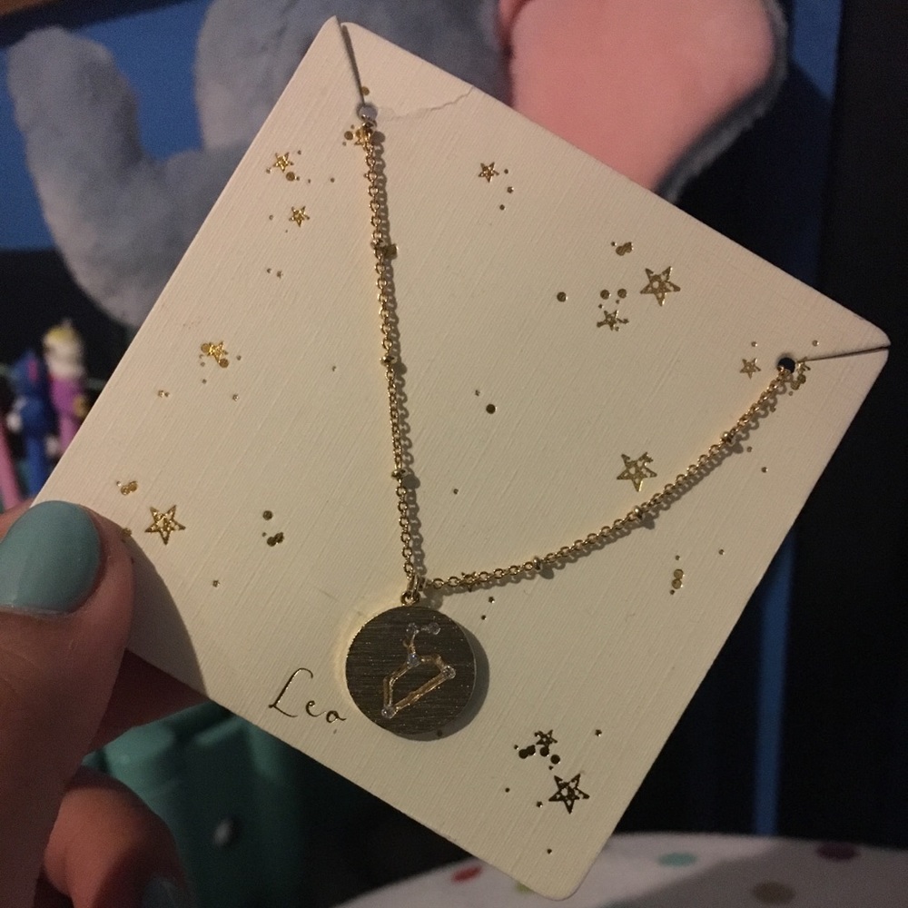 Leo COIN PENDANT NECKLACE